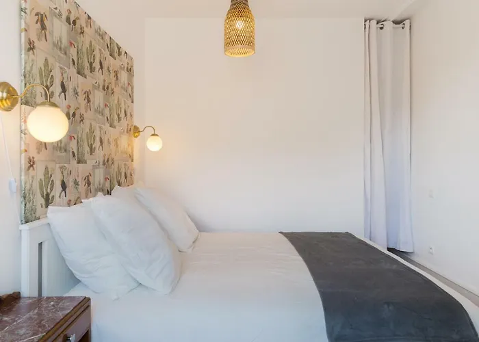 Апартаменты Le Victor Hugo *