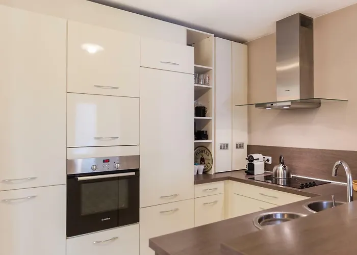 Апартаменты Le Victor Hugo *